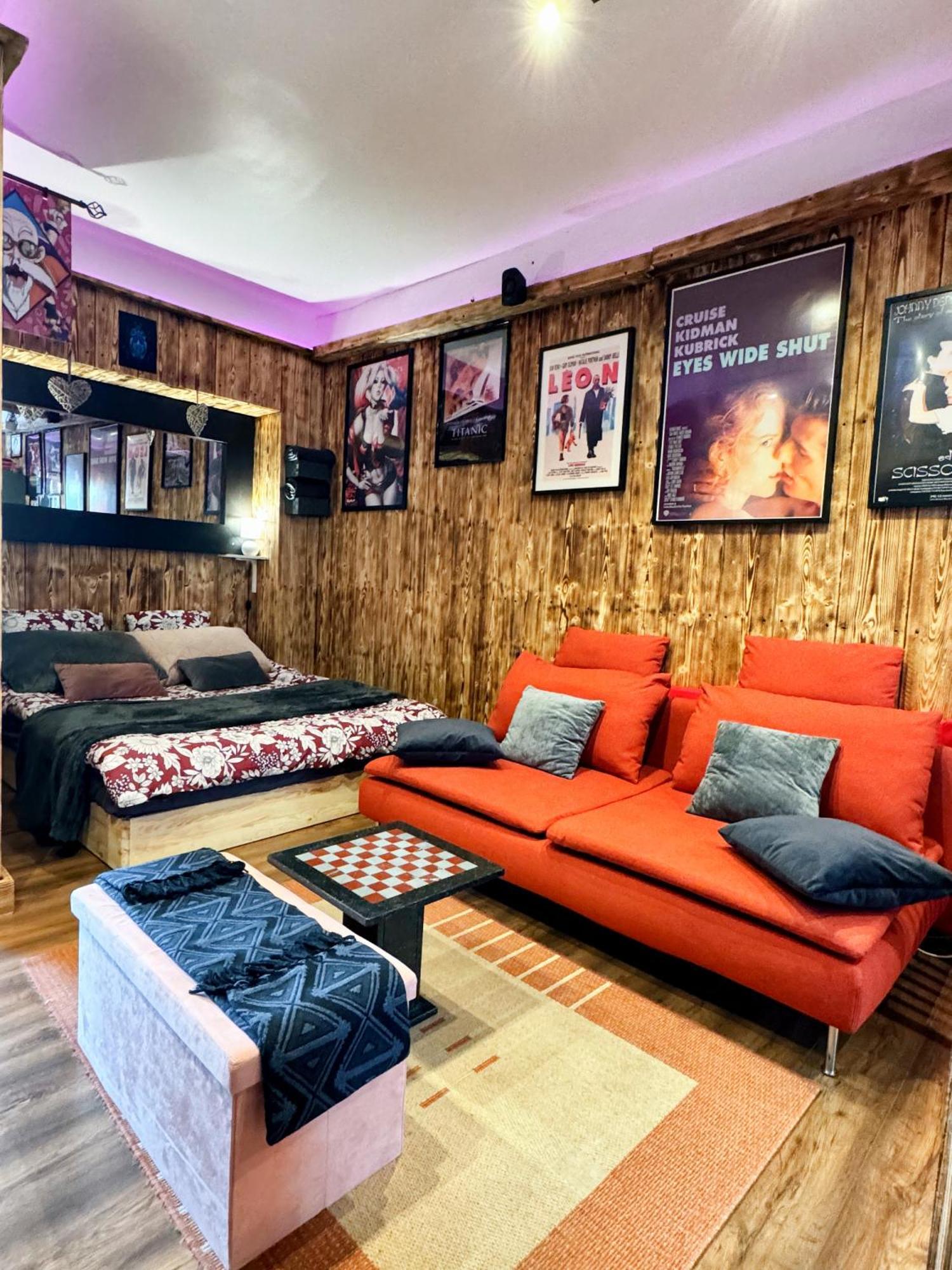 Crecy-la-Chapelle Romantic Room - Studio Jardin - Proche Disneyland Paris מראה חיצוני תמונה